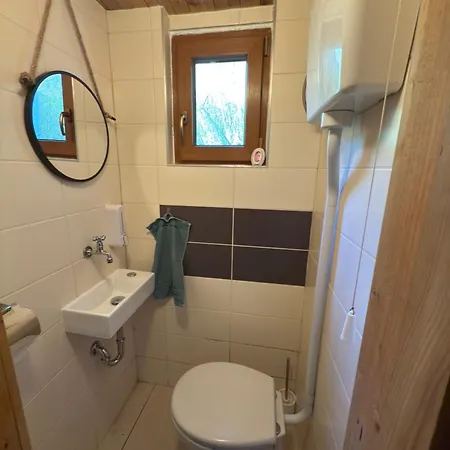 Feriehus Bobule S Vinnym Sklepem *