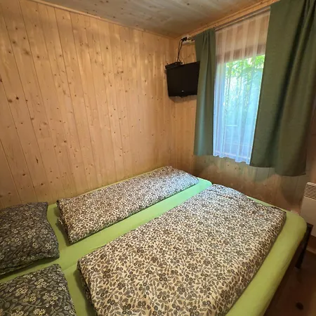 Bobule S Vinnym Sklepem *